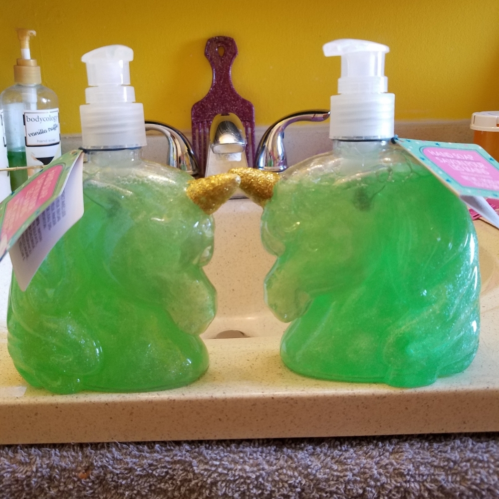2 bottles of a Unicorn with fresh pear scented han